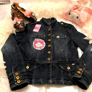 Adorable vintage y2k Jean jacket with custom my melody details 💕